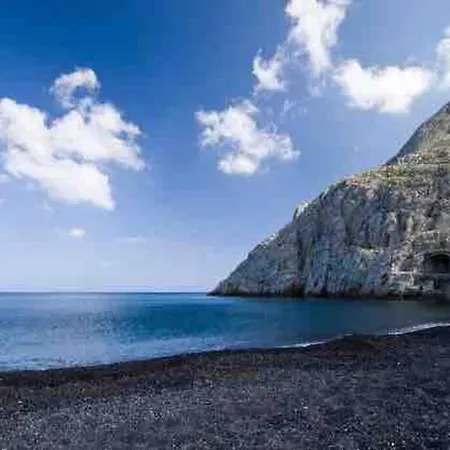 White Wave 1 , 3min Walk From