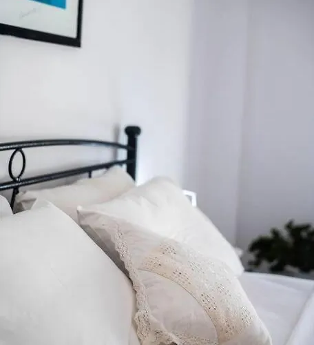 Lejlighed White Wave 1 , 3min Walk From *